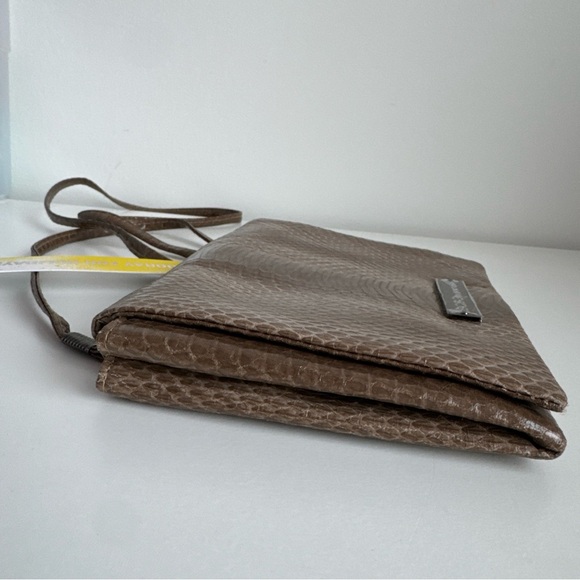 Bcbgeneration Snakeskin Cross-body bag - Picture 8 of 8